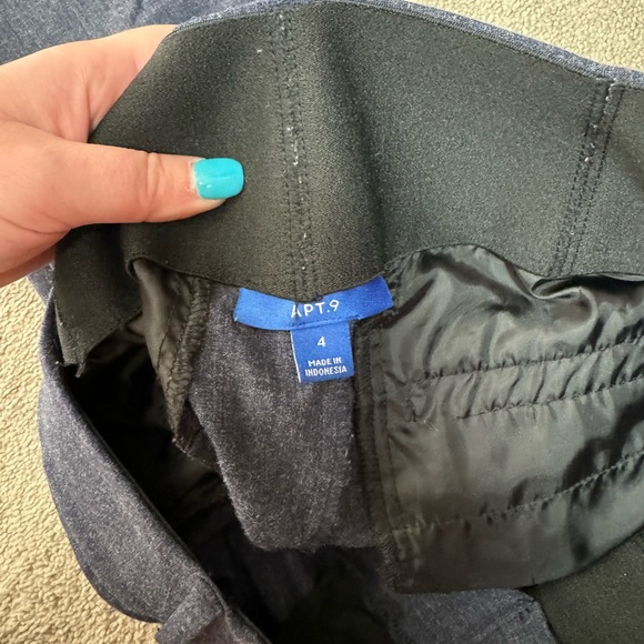 Apt. 9 navy blue dress pants size 4 - Picture 2 of 2